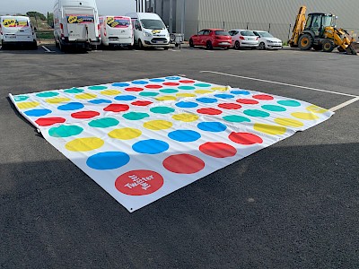 Bâche pour jeu TWISTER géant - 400€ht