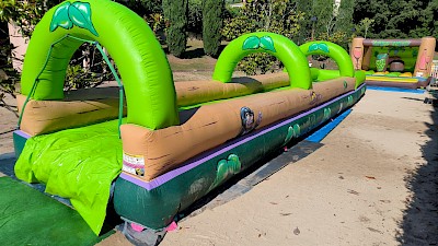 Ventreglisse gonflable Jungle - 2000€ht