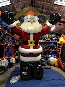 Père Noël Gonflable 3.0mH 900.00€ht