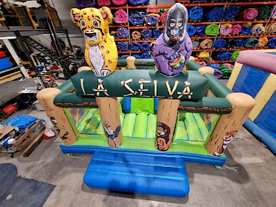 Aire de jeu gonflable jungle SELVA 3800€ht