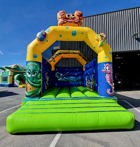 Château Gonflable "CRABY" 3200€ht