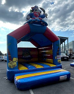 Château 5/4 Gonflable "PIRATES" MM 3250€ht