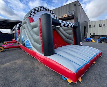 Parcours Gonflable RACING 14M 6000€ht