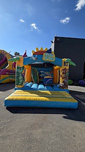 Château 4/4 Gonflable SURF santa occasion